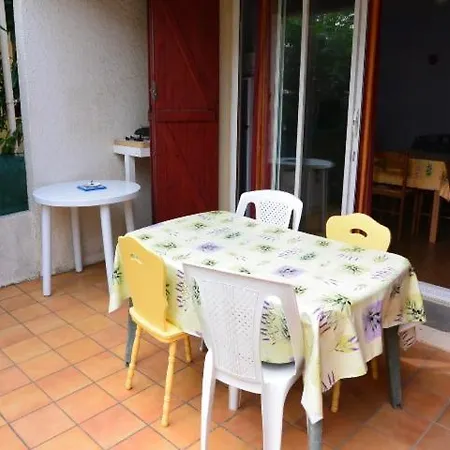 Mitoyenne Au Calme De La Pinede Avec Piscine - Cap D'agde - Ref Berg159
